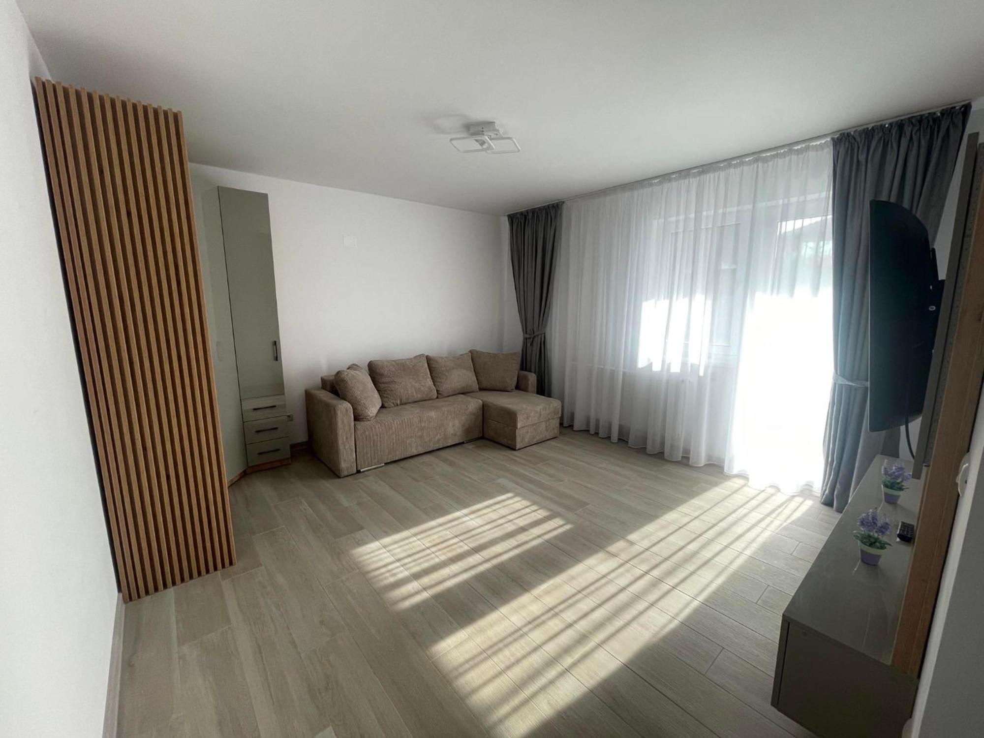 Luxury Apartment Питешти Экстерьер фото